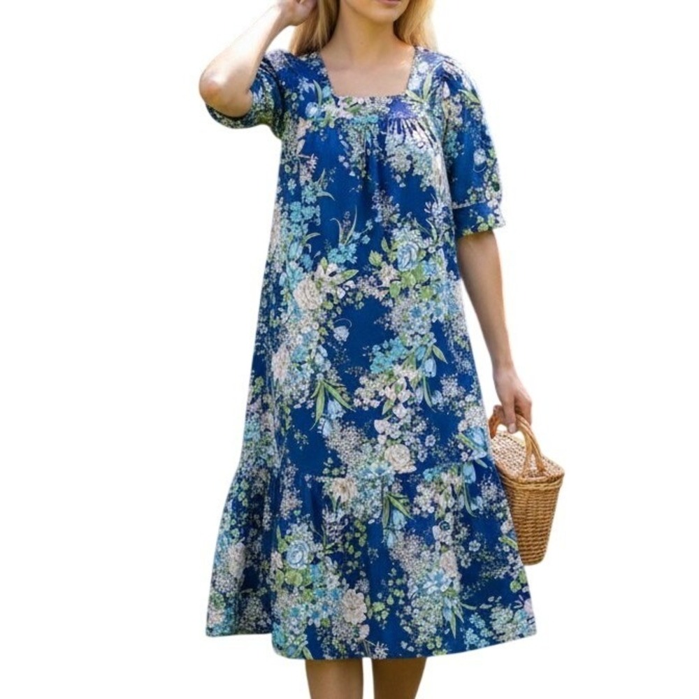 Liberty House 1970s blue floral dress tiki hawaiian square neck kaftan midi